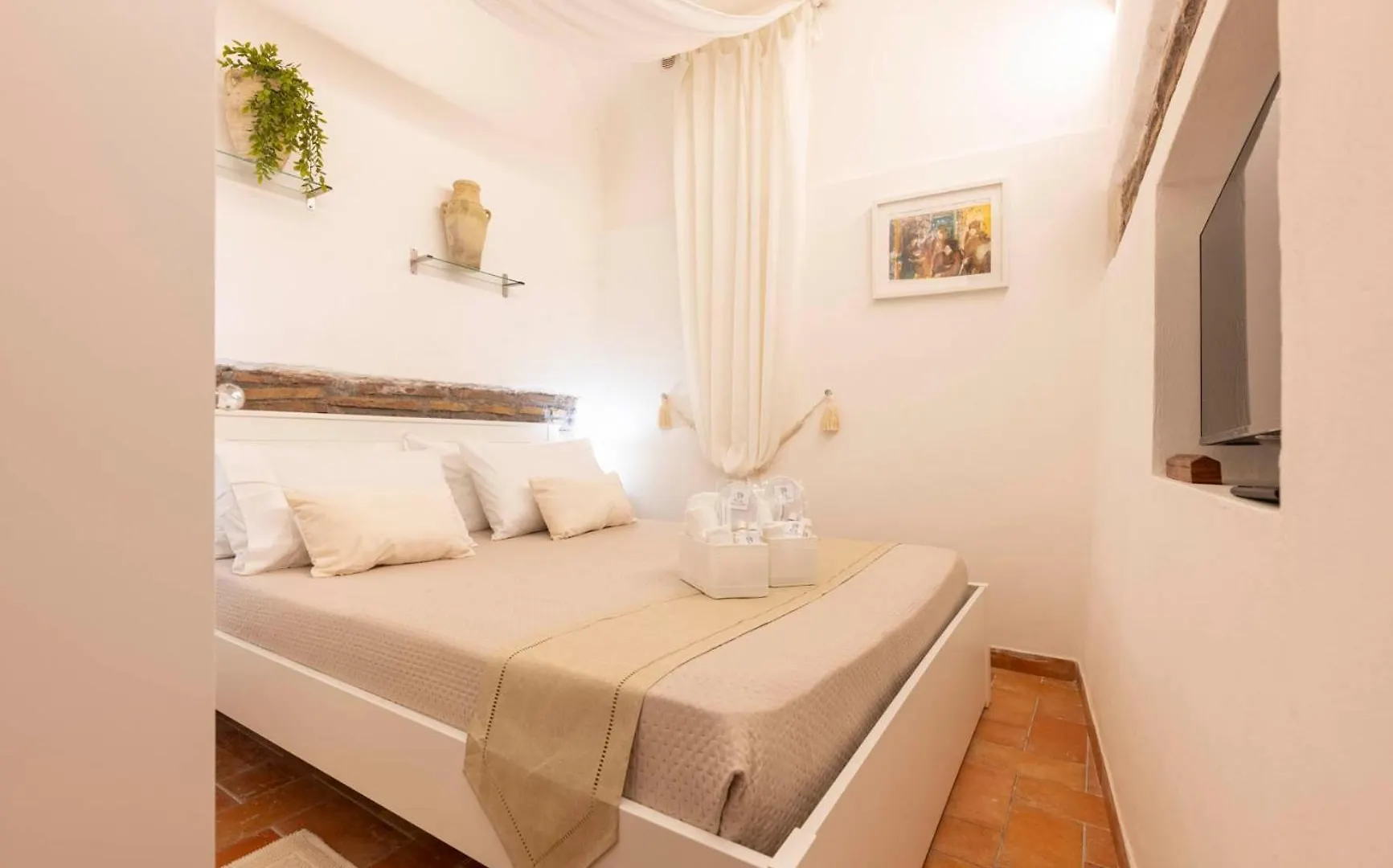 Apartment Largo Dei Librari Guesthouse Rome Italy